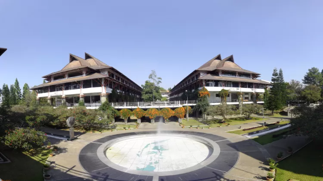 Potret Akademik Institut Teknologi Bandung